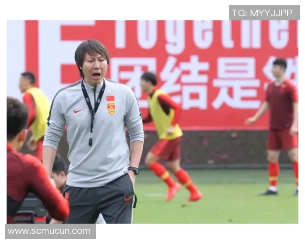 假摔球星风波与足球赛场道德底线的博弈与反思